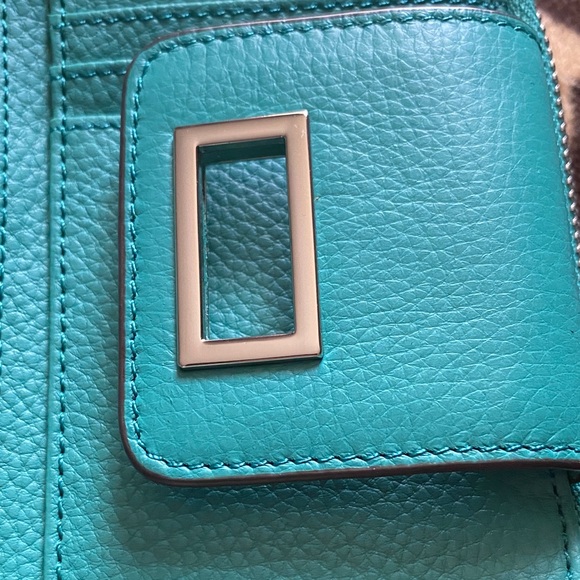 Vintage Tignanello Turquoise Leather Wallet - Picture 7 of 11